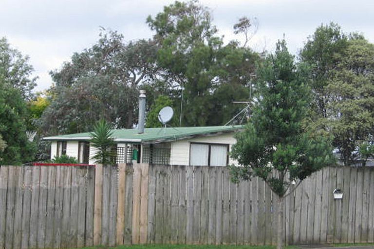 Photo of property in 100 Sturges Road, Henderson, Auckland, 0612