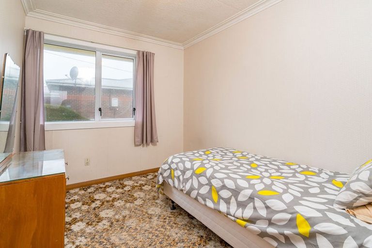 Photo of property in 17 Glendevon Place, Vauxhall, Dunedin, 9013