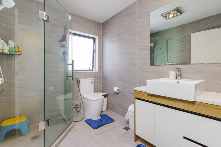 Photo of property in 104 Bellbird Street, Papakura, 2110