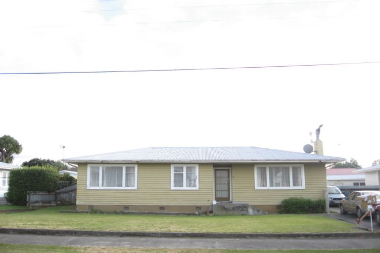 Photo of property in 5 Moore Avenue, Maraenui, Napier, 4110
