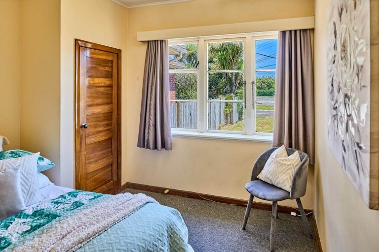 Photo of property in 72 Witako Street, Epuni, Lower Hutt, 5011