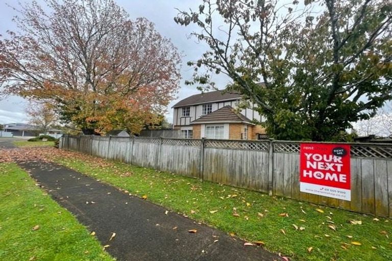 Photo of property in 1/51 Jillteresa Crescent, Half Moon Bay, Auckland, 2012