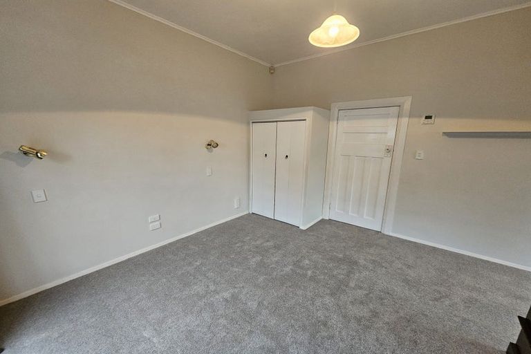 Photo of property in 58 Hautana Street, Woburn, Lower Hutt, 5010