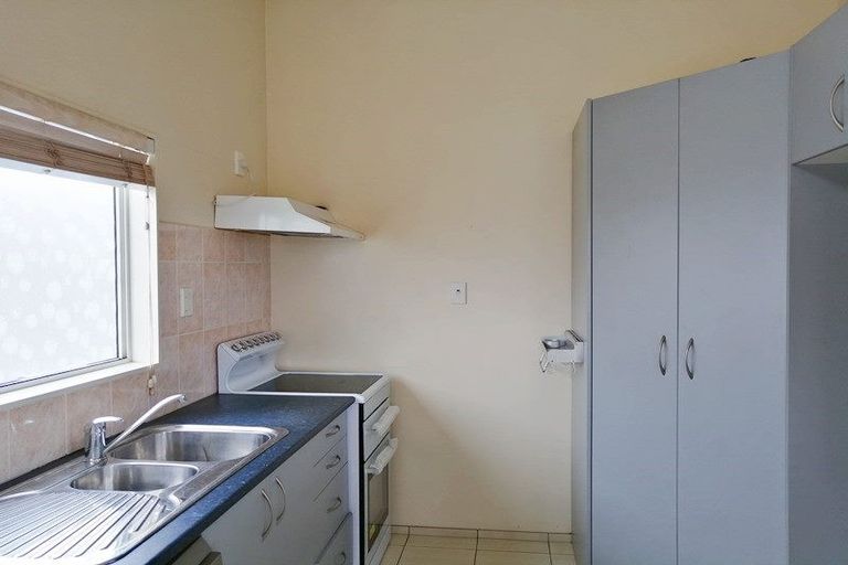 Photo of property in 171a Royal Road, Massey, Auckland, 0614