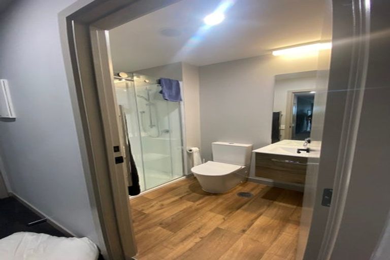 Photo of property in 104/2 Launch Road, Hobsonville, Auckland, 0616