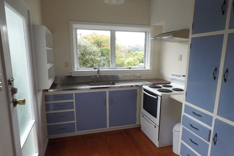 Photo of property in 61 Dyers Pass Road, Cashmere, Christchurch, 8022