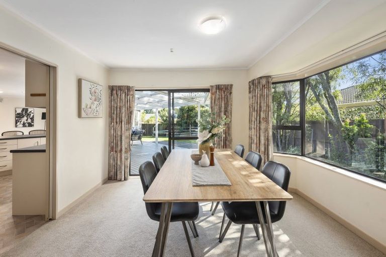Photo of property in 11 Lynwood Place, Owhata, Rotorua, 3010