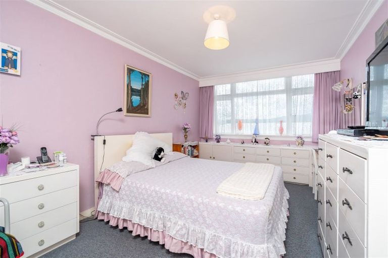 Photo of property in 121 Larnach Road, Vauxhall, Dunedin, 9013