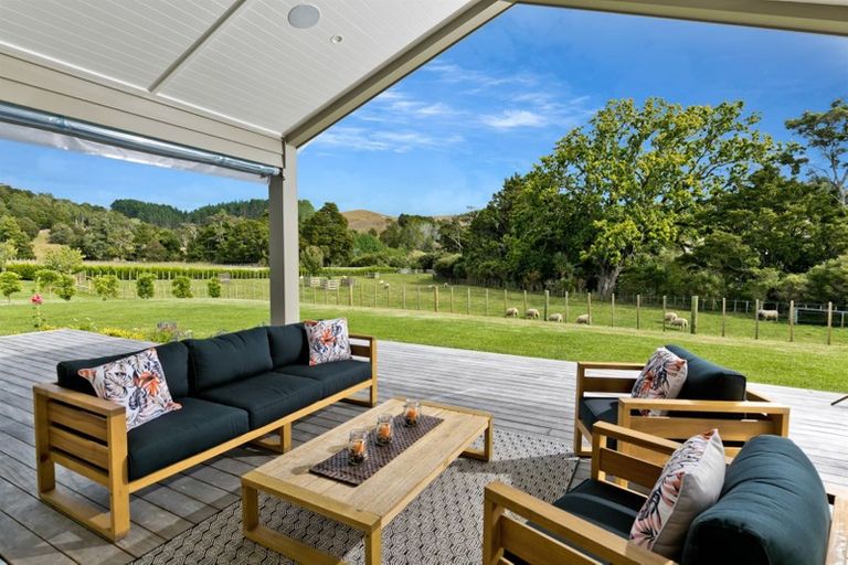 Photo of property in 1162 Weranui Road, Wainui, Silverdale, 0994