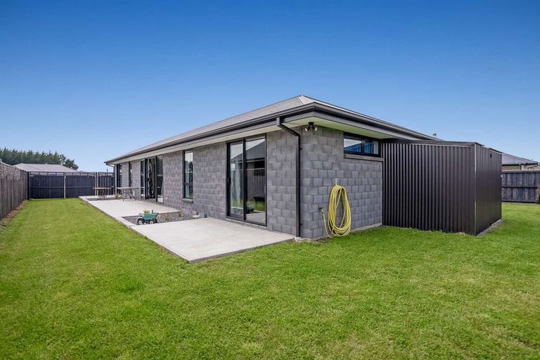 Photo of property in 2 Coleman Lane, Amberley, 7410