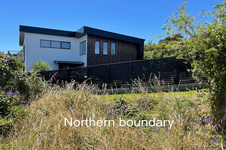 Photo of property in 13 Kawau Grove, Waikanae Beach, Waikanae, 5036