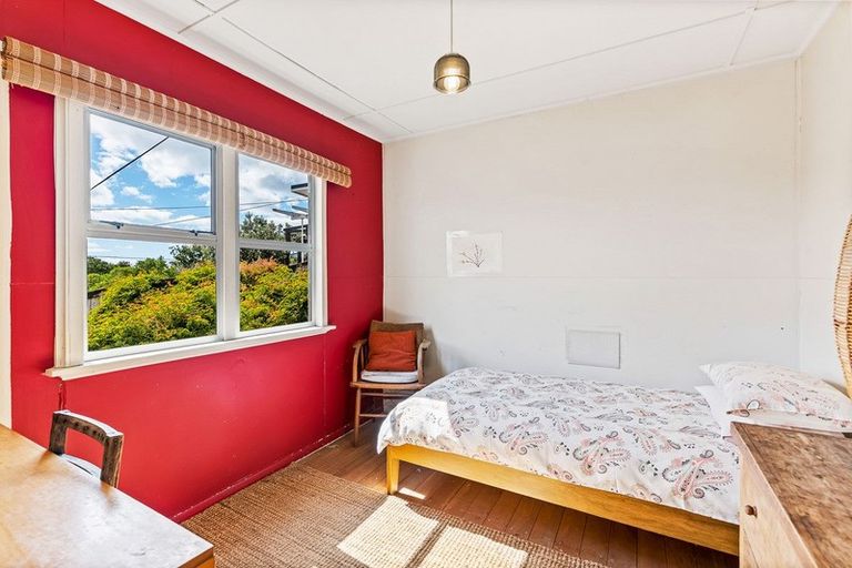 Photo of property in 10b Waikare Road, Raumati Beach, Paraparaumu, 5032