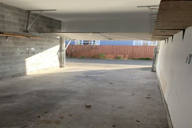 Photo of property in 1/118 Breezes Road, Avondale, Christchurch, 8061