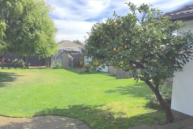 Photo of property in 4 Oriana Crescent, Hornby, Christchurch, 8042