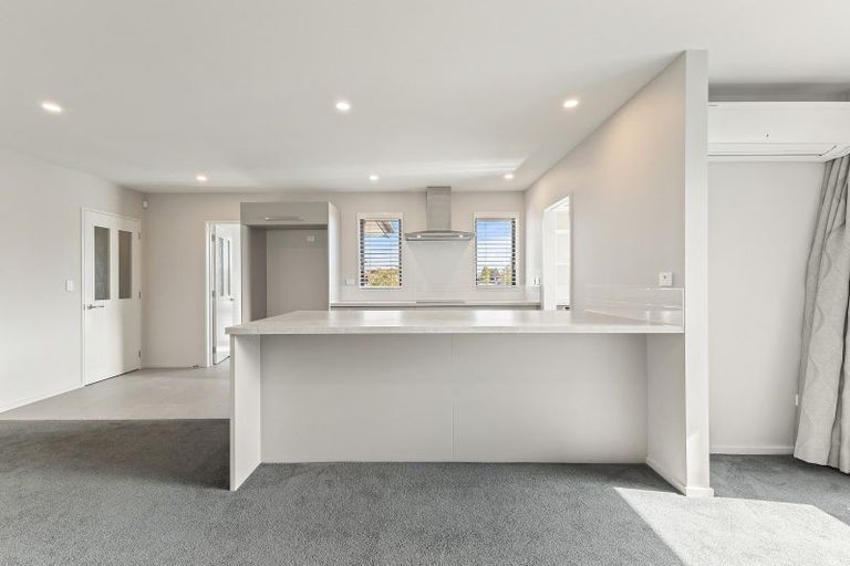 Photo of property in 130 Shillingford Boulevard, Rolleston, 7615