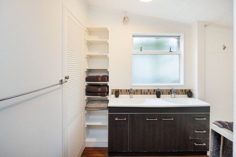 Photo of property in 148 Featherston Street, Palmerston North, 4410