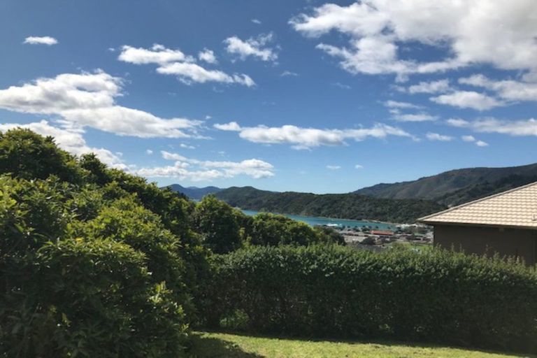 Photo of property in 26 Harbour View Heights, Picton, 7220