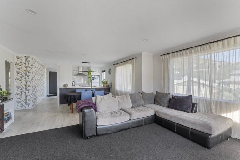 Photo of property in 2 Olivias Place, Stoke, Nelson, 7011