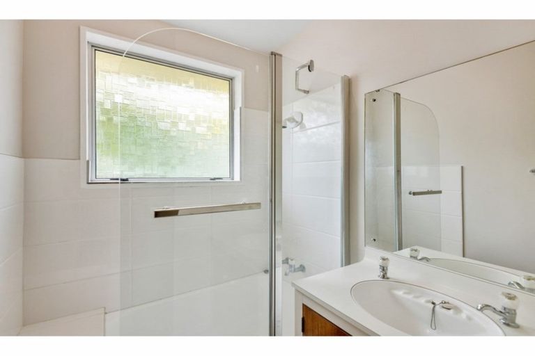 Photo of property in 1/6 Portnall Place, Parklands, Christchurch, 8083