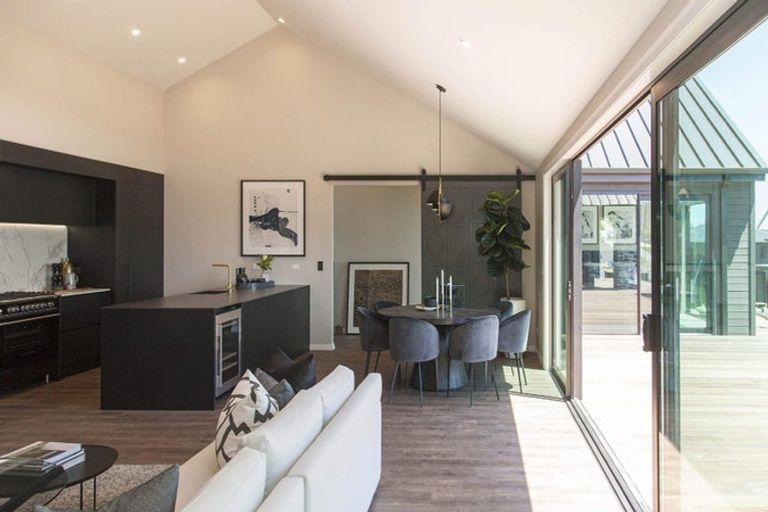 Photo of property in 257b Karioitahi Road, Karioitahi, Waiuku, 2683