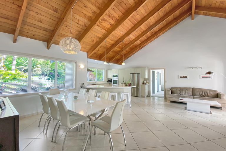 Photo of property in 62 River Drive, Kerikeri, 0294