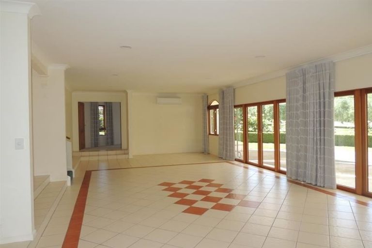 Photo of property in 92 Ellis Wallace Road, Eskdale, Napier, 4182