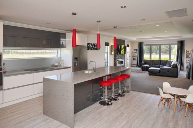 Photo of property in 72 Tupelo Place, Swannanoa, Rangiora, 7476