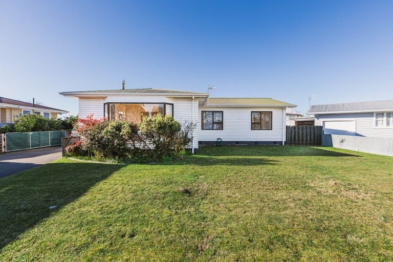 Photo of property in 5 Laws Place, Pirimai, Napier, 4112