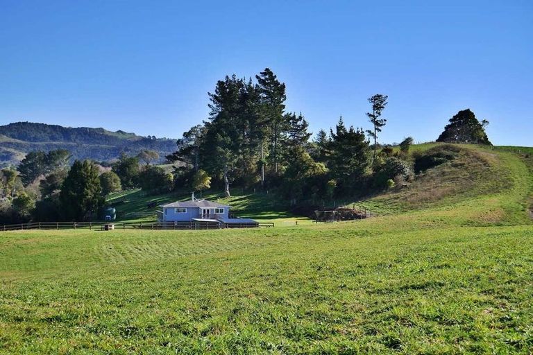 Photo of property in 690 Grove Road, Karamu, Hamilton, 3285