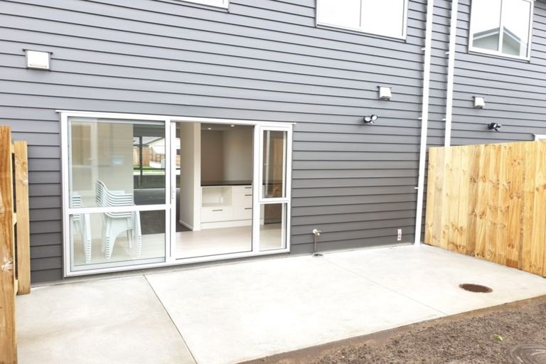 Photo of property in 29 Aviation Street, Takanini, 2112