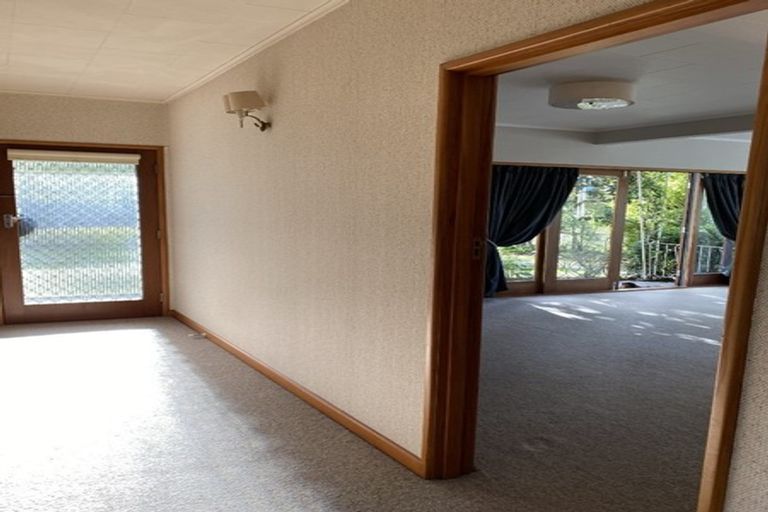 Photo of property in 12 Guthrie Road, Havelock North, 4130