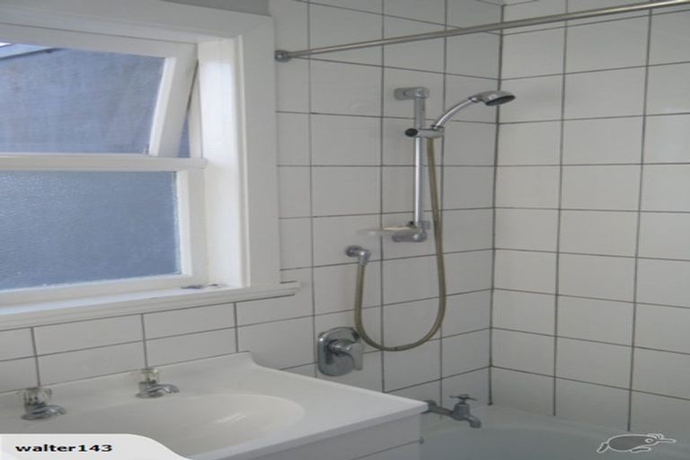 Photo of property in 76 Douglas Mclean Avenue, Marewa, Napier, 4110