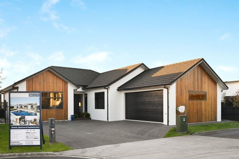 Photo of property in 35 Purser Crescent, Flagstaff, Hamilton, 3210