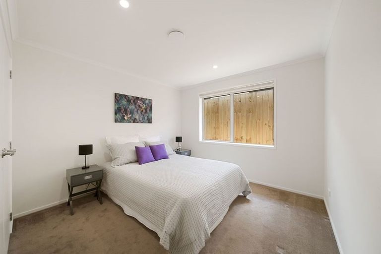 Photo of property in 12 Regis Park Drive, Pukekohe, 2120