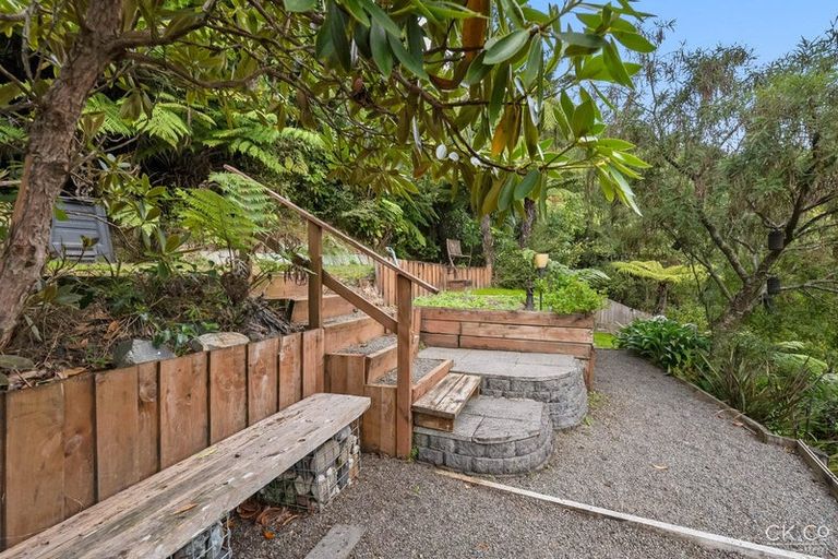 Photo of property in 32 Forest Road, Pinehaven, Upper Hutt, 5019