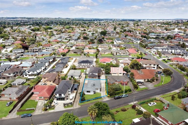 Photo of property in 11 Sunnyside Crescent, Papatoetoe, Auckland, 2025