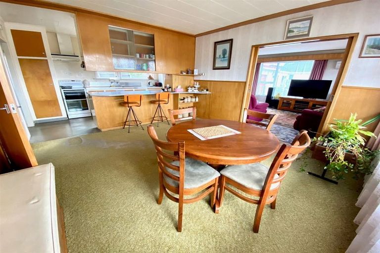 Photo of property in 25 Gormack Street, Balclutha, 9230