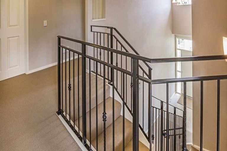 Photo of property in 6 Briar Vale Place, Flat Bush, Auckland, 2016