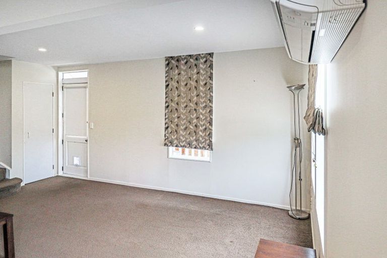 Photo of property in 10/259 The Terrace, Te Aro, Wellington, 6011