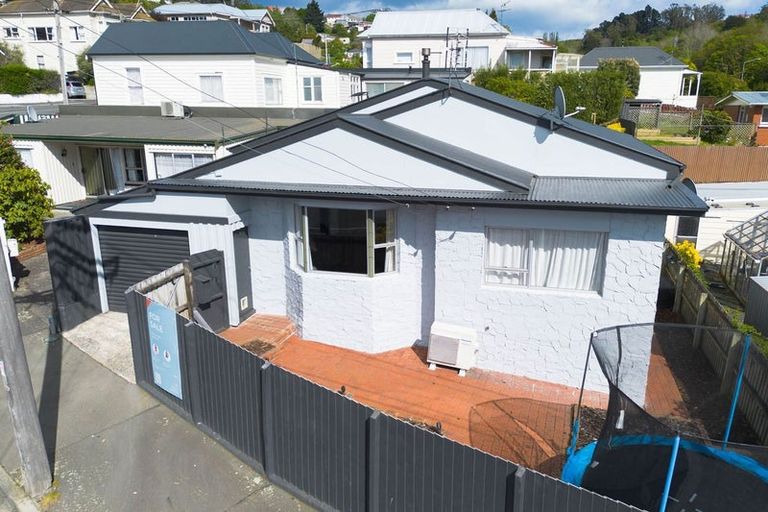 Photo of property in 394 South Road, Caversham, Dunedin, 9012