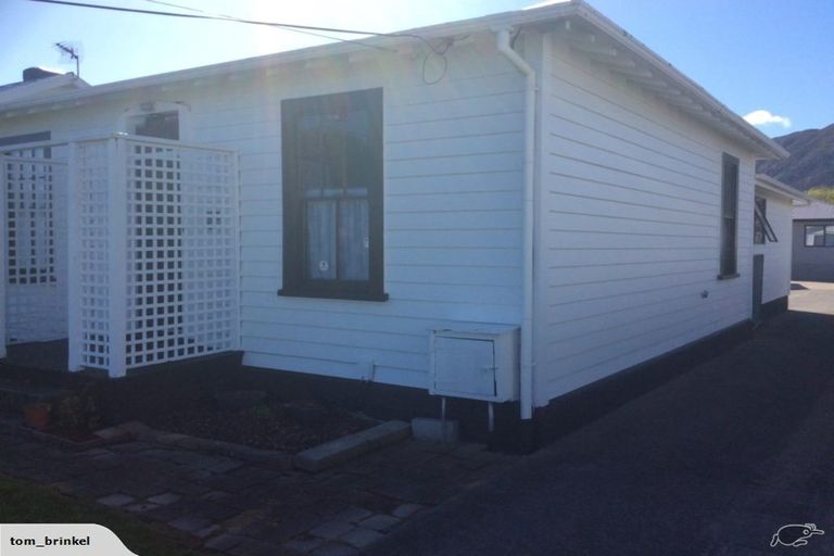 Photo of property in 26 Awamutu Grove, Waiwhetu, Lower Hutt, 5010