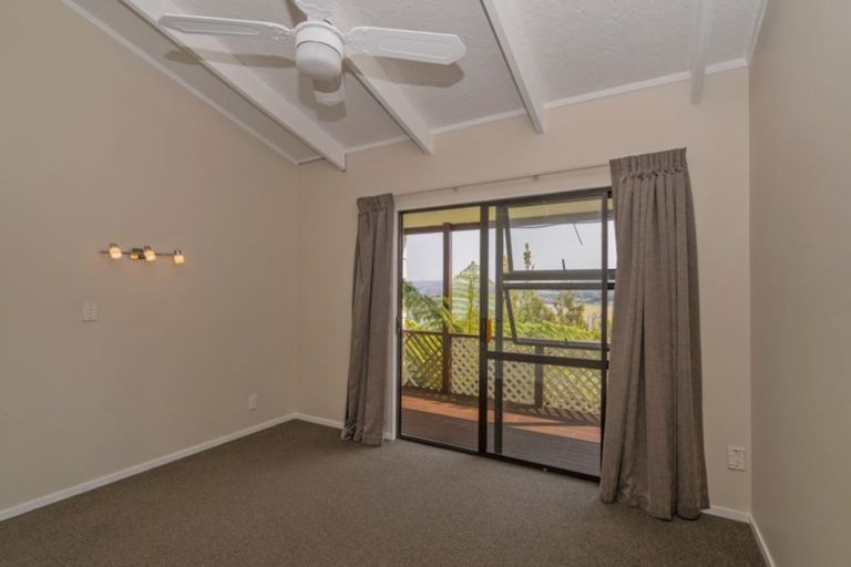 Photo of property in 4 Puriri Place, Whitianga, 3510