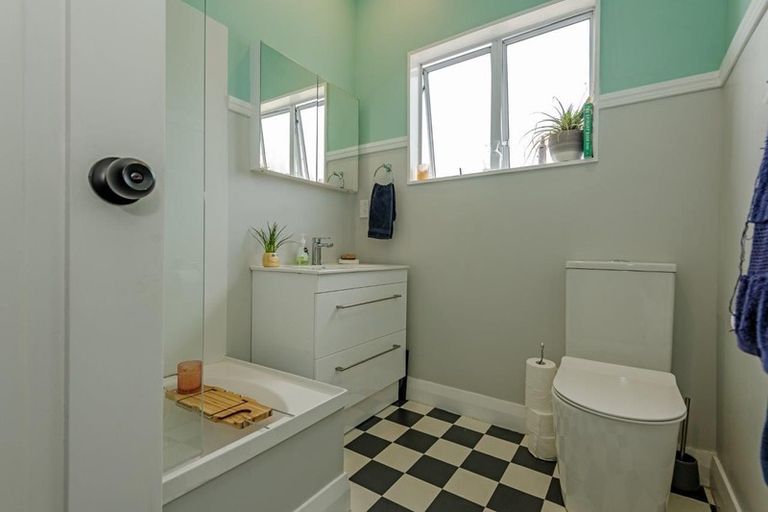 Photo of property in 385 Botanical Road, West End, Palmerston North, 4412