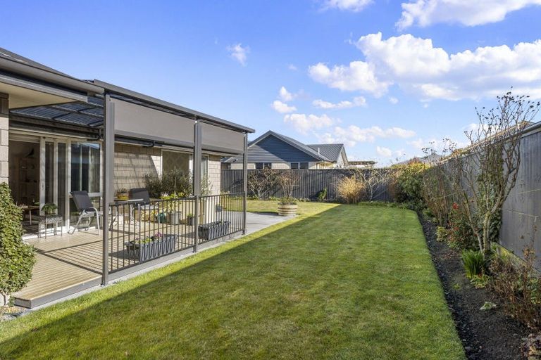 Photo of property in 21 Sequoia Way, Rangiora, 7400