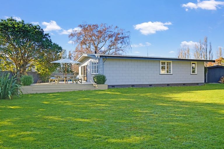 Photo of property in 13 Harker Street, Waipawa, 4210