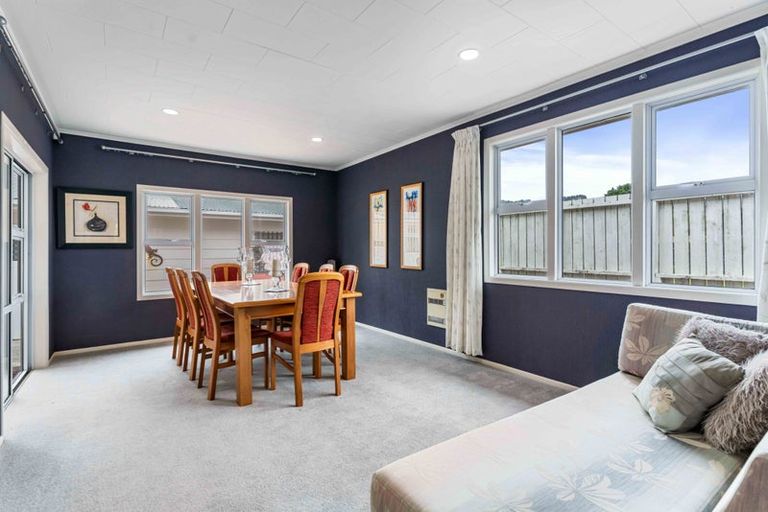 Photo of property in 214 Rangi Avenue, Whangamata, 3620