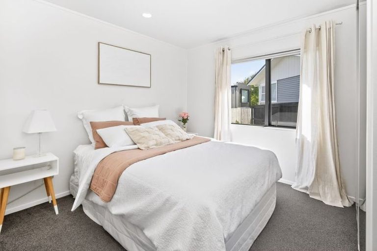 Photo of property in 27a Willoughby Avenue, Howick, Auckland, 2014