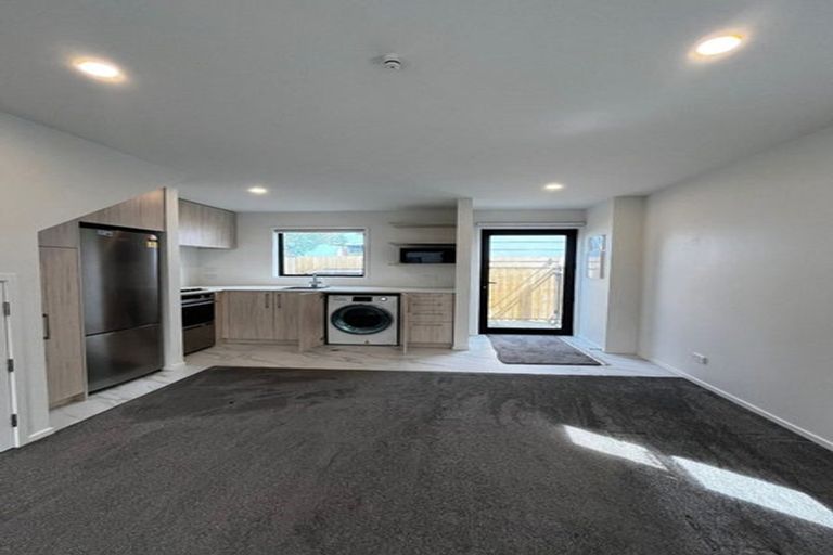 Photo of property in 22/180 Marine Parade, New Brighton, Christchurch, 8083
