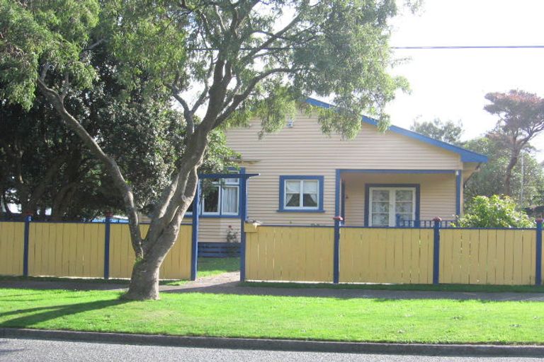 Photo of property in 505 Riverside Drive, Fairfield, Lower Hutt, 5011