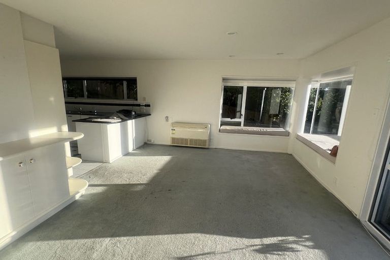 Photo of property in 1/2a Cracroft Terrace, Cashmere, Christchurch, 8022